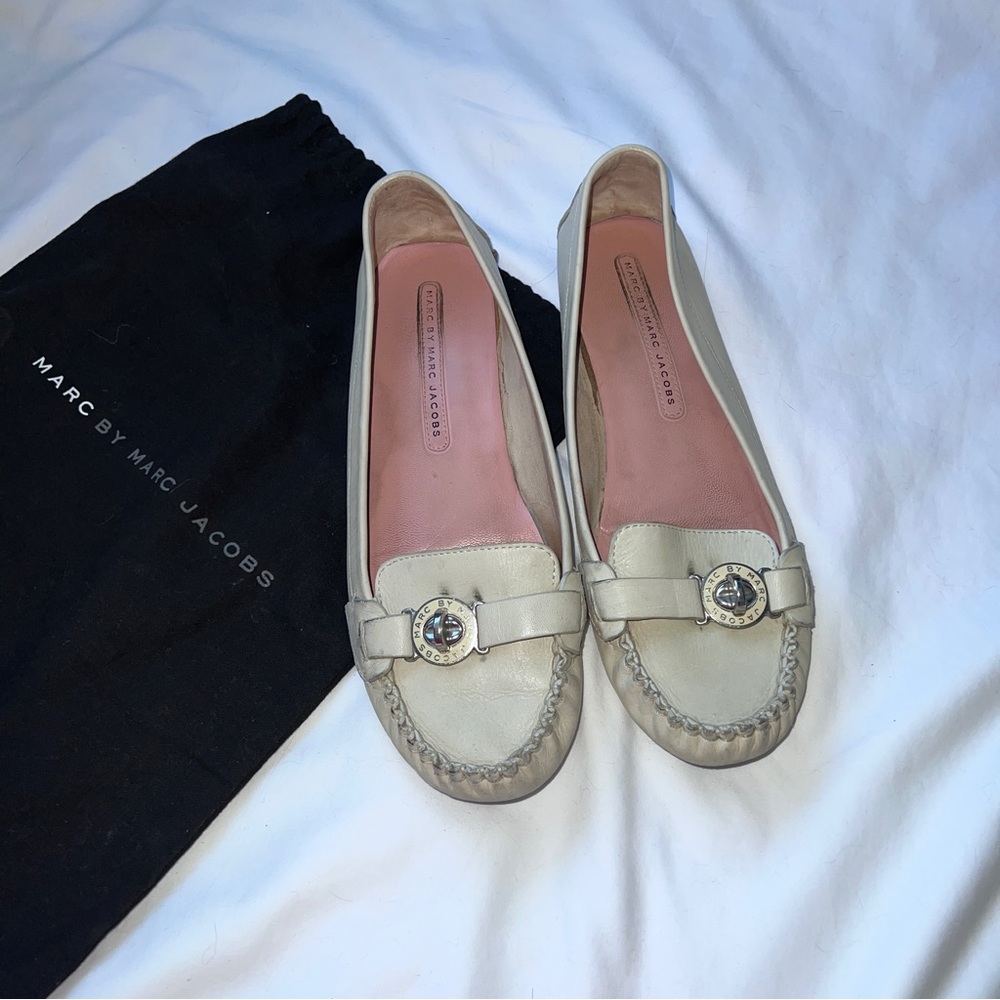 Marc Jacobs cream leather driving moccasin